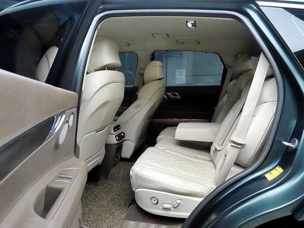 Genesis GV80 - Vista 6