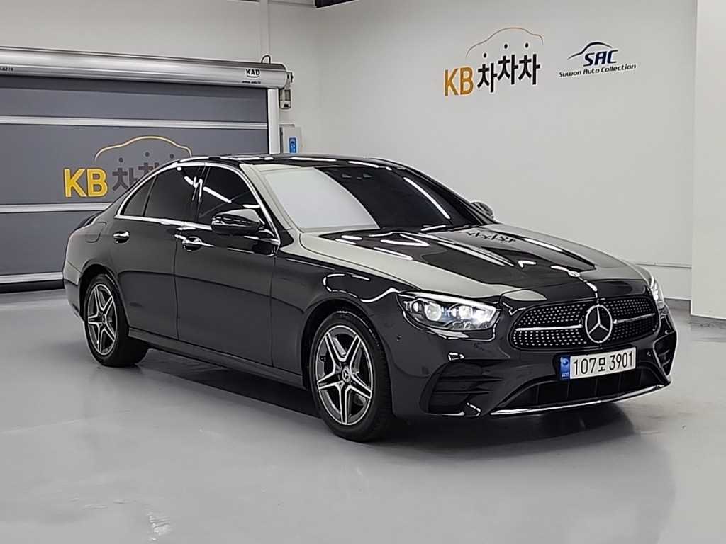 Mercedes Benz E class - Vista 5