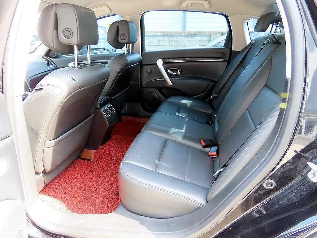 SAMSUNG SM7 - Vista 6