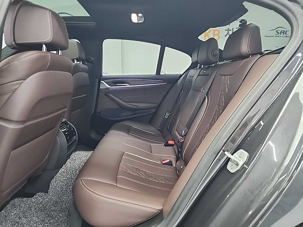 BMW 5 Series - Vista 12