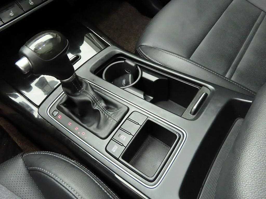 KIA Sorento - Vista 10