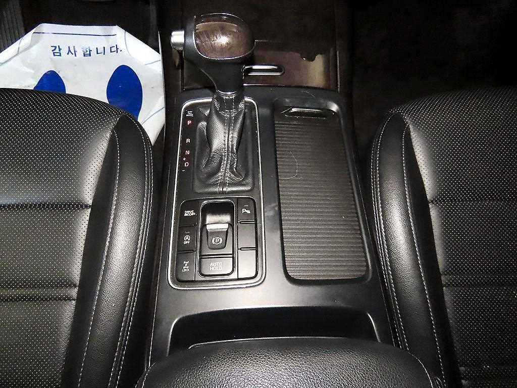 KIA Sorento - Vista 12