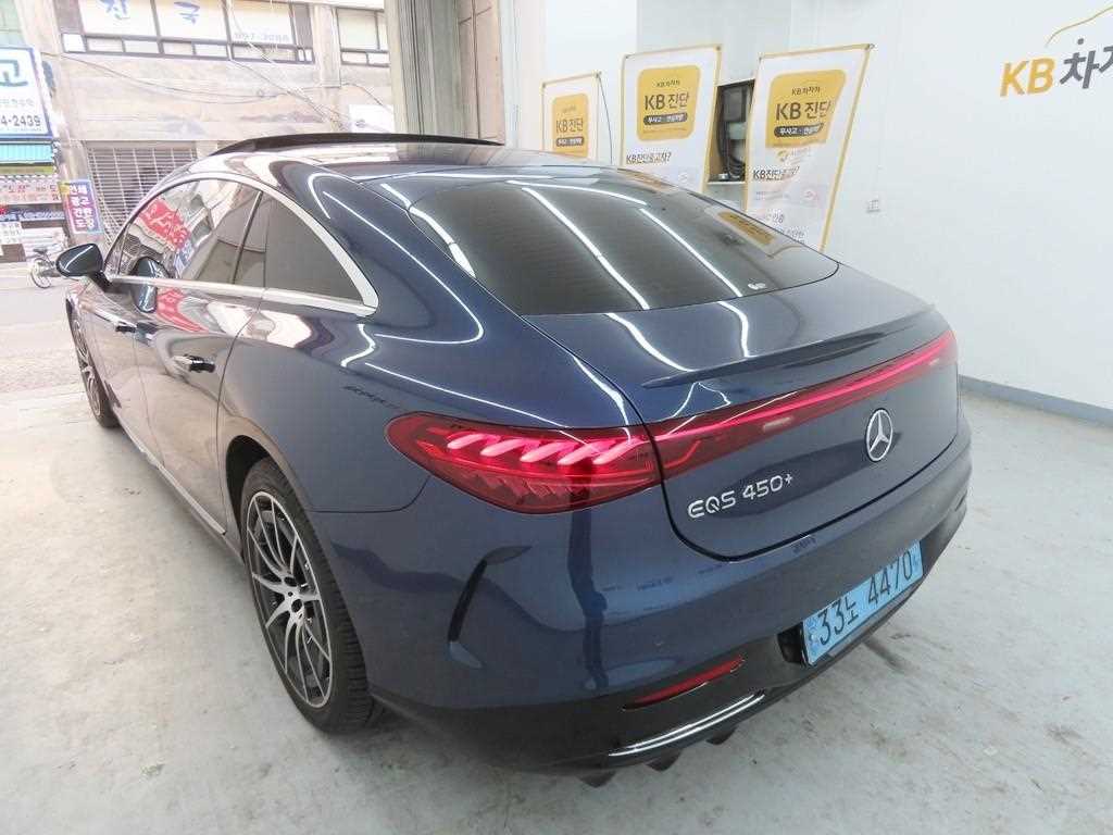 Mercedes Benz EQS - Vista 4