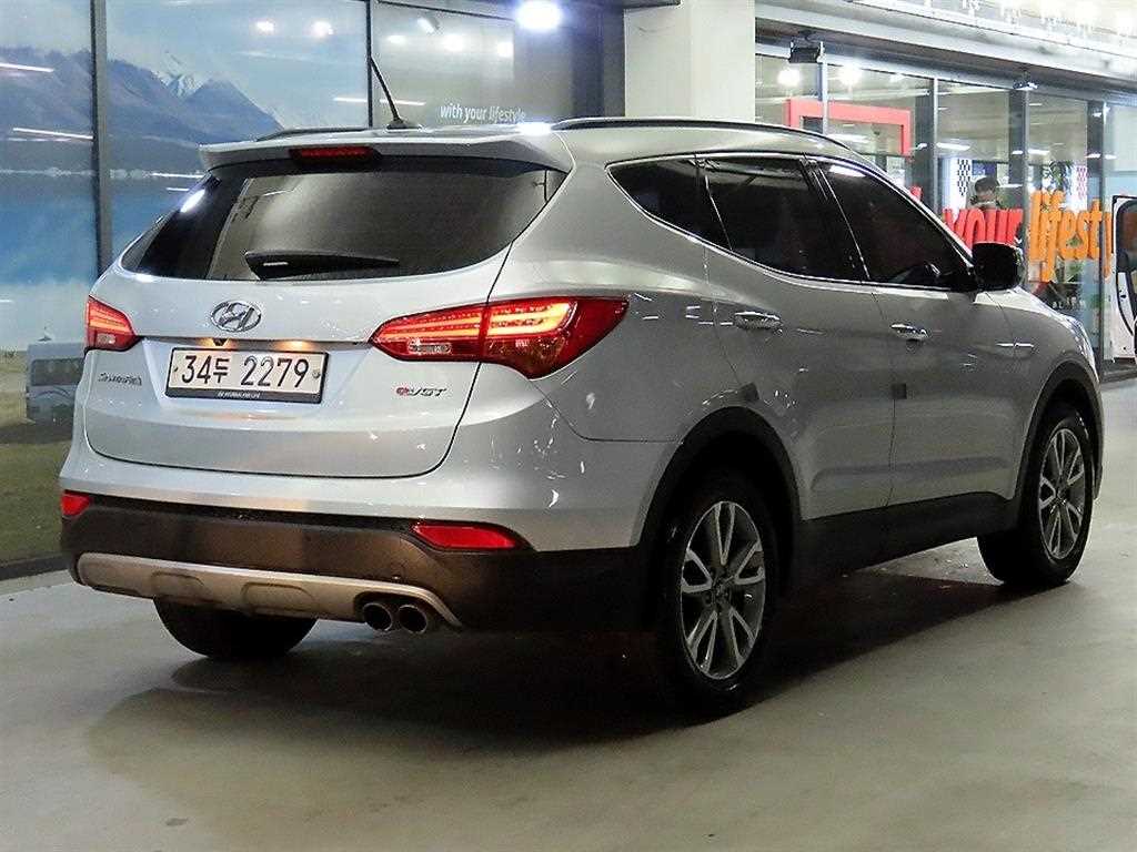HYUNDAI Santa Fe - Vista 4