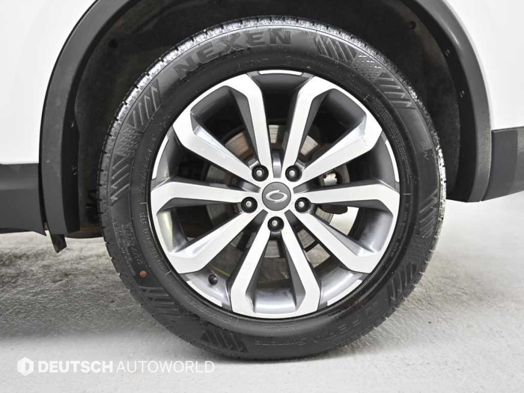 SAMSUNG QM6 - Vista 5