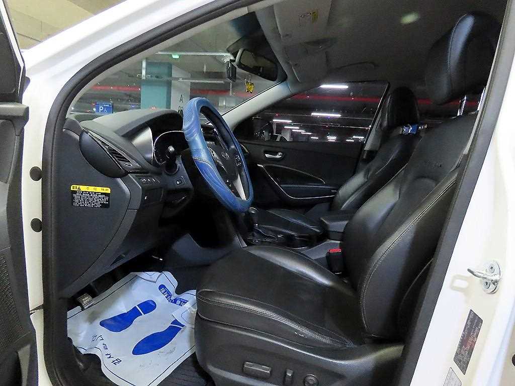 HYUNDAI Santa Fe - Vista 6