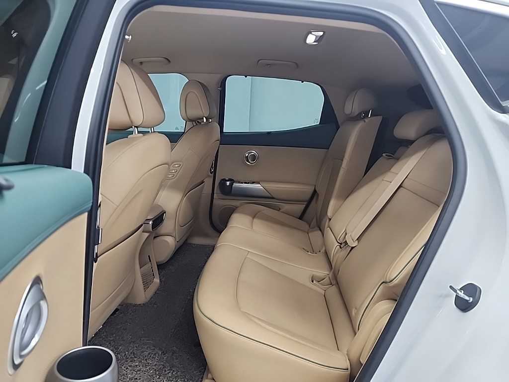 Genesis GV60 - Vista 12