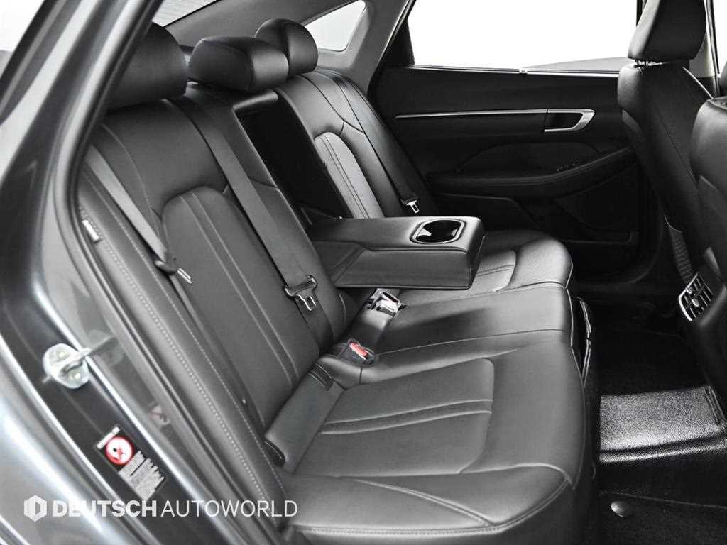 HYUNDAI Sonata - Vista 12