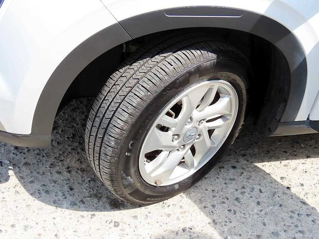 HYUNDAI Venue 2022 Blanco - Importación desde Corea - HF Imports Iquique - Foto 19