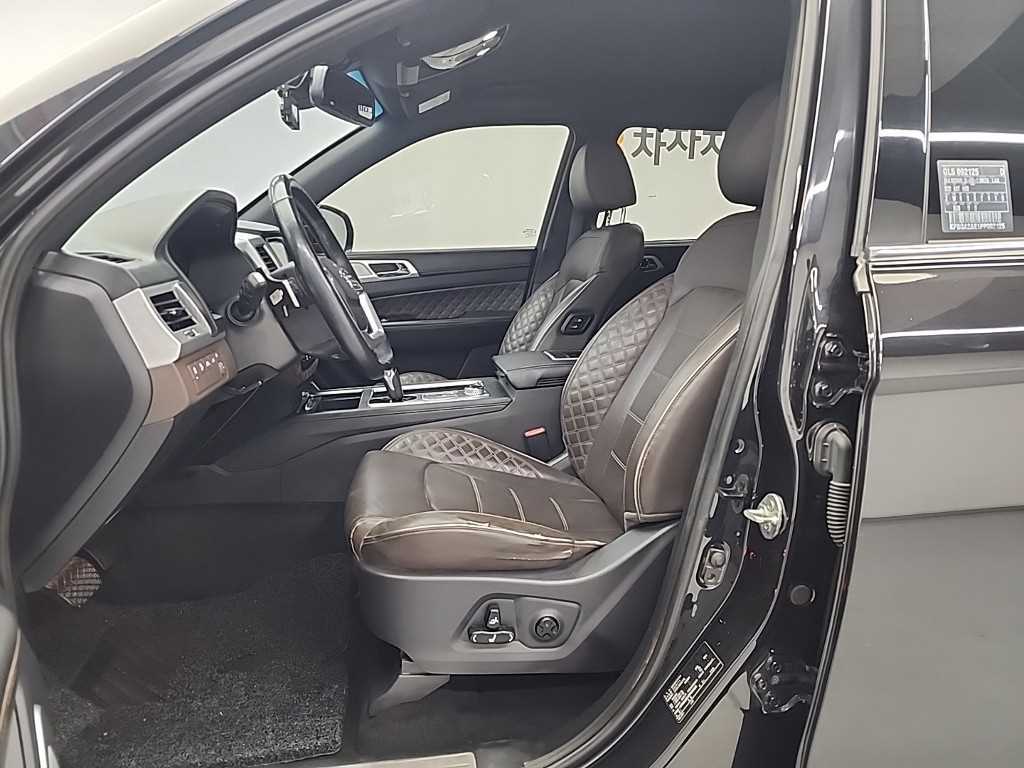 Ssangyong Rexton - Vista 12