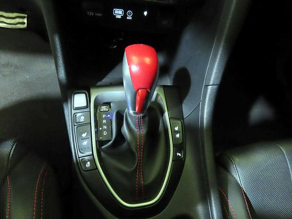 HYUNDAI Veloster - Vista 12