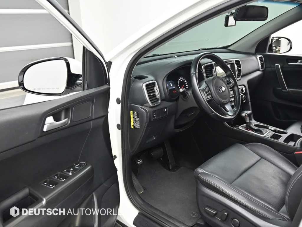 KIA Sportage - Vista 11