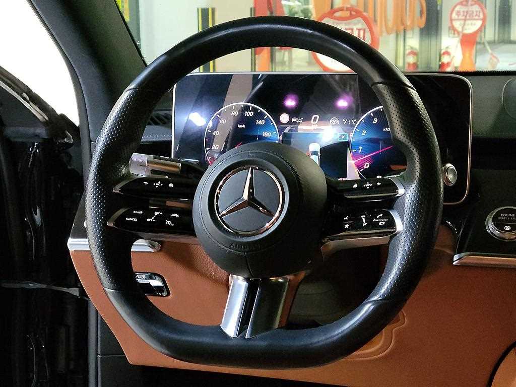 Mercedes Benz S Class - Vista 9