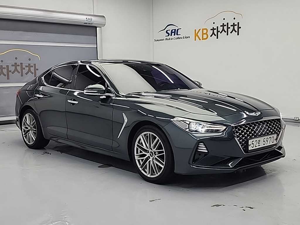 Genesis G70 - Vista 4