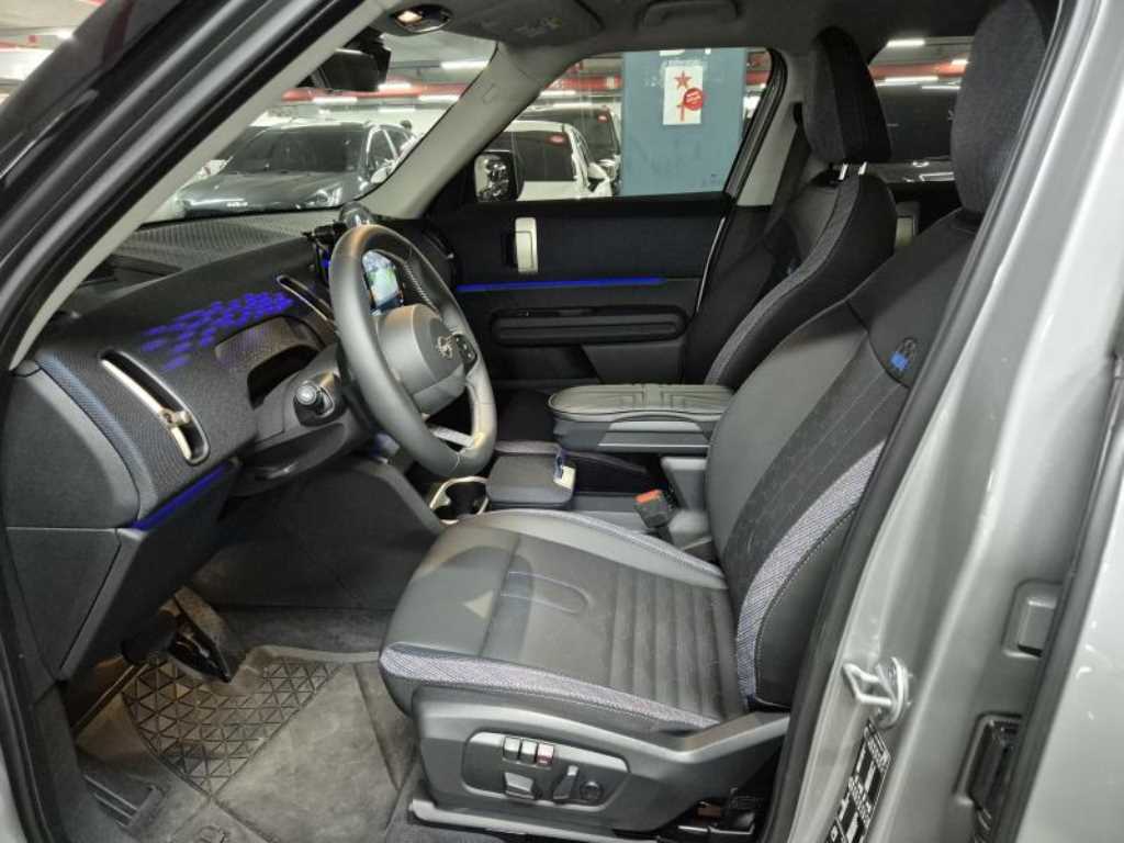 Mini Countryman - Vista 5