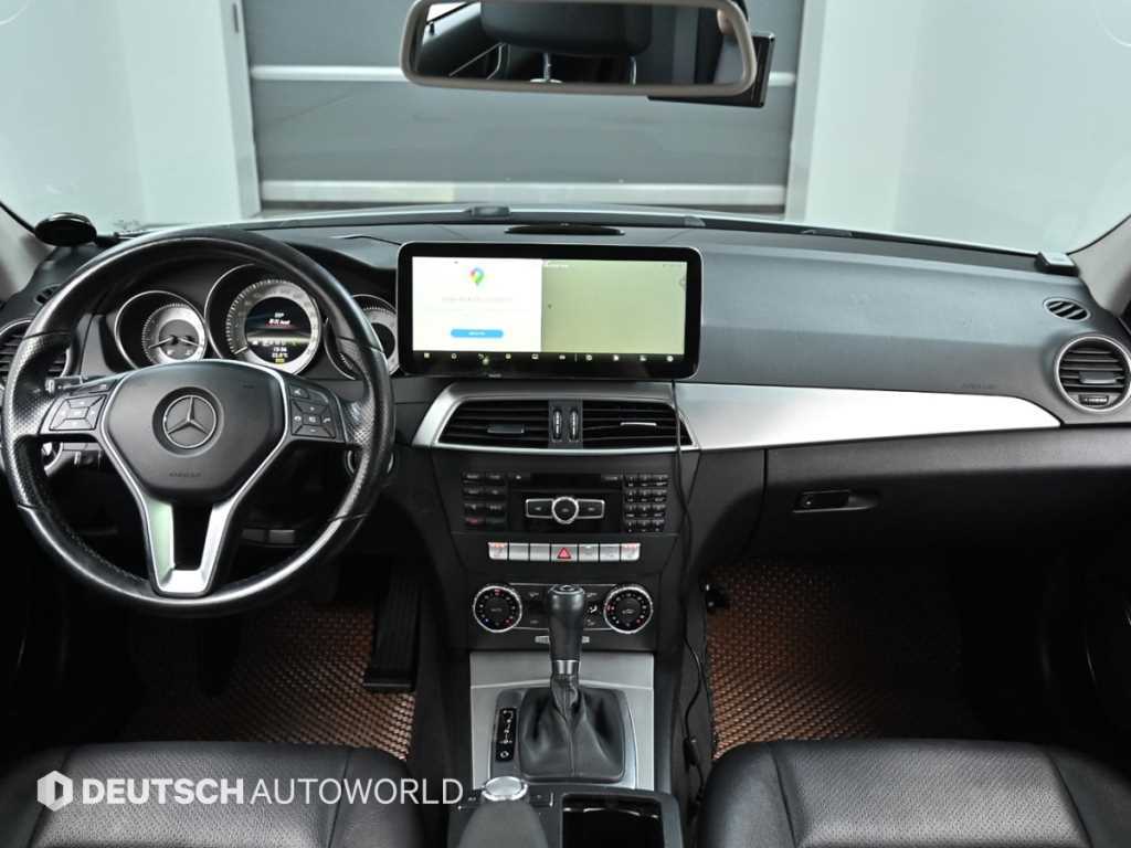 Mercedes Benz C Class - Vista 7