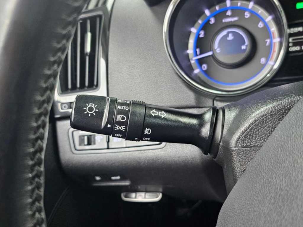 HYUNDAI Sonata 2011 - Importación desde Corea - HF Imports Iquique - Foto 17