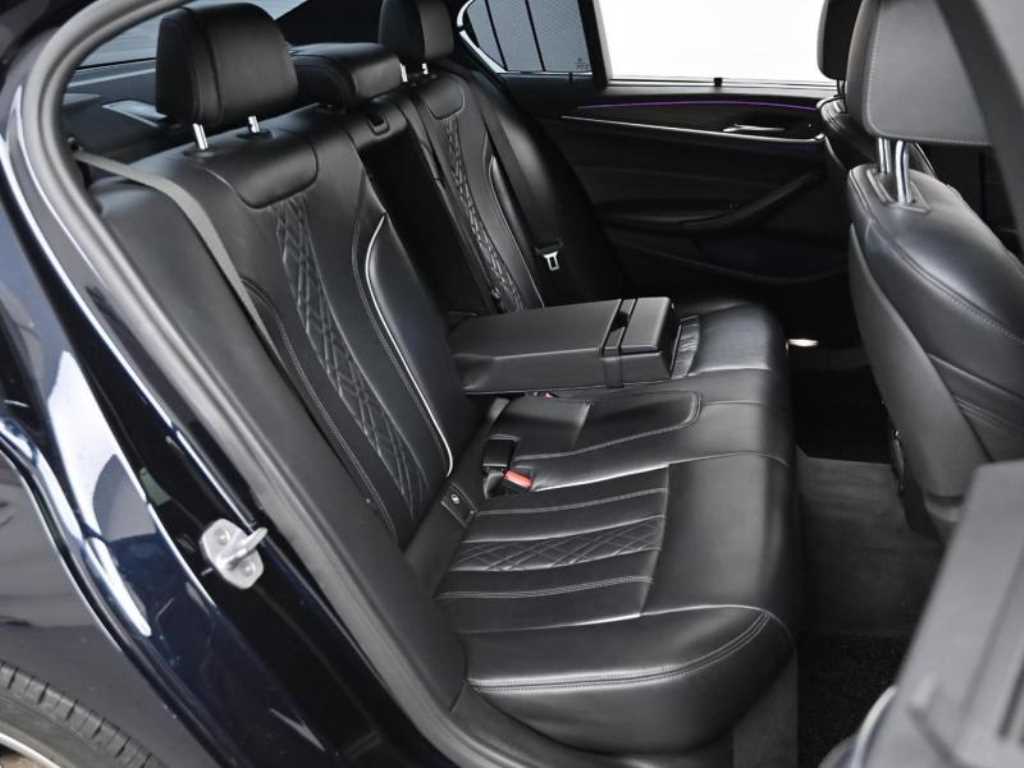 BMW 5 Series - Vista 10