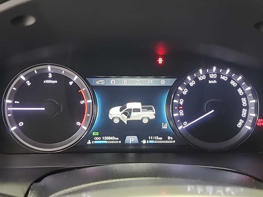 Ssangyong Rexton - Vista 6