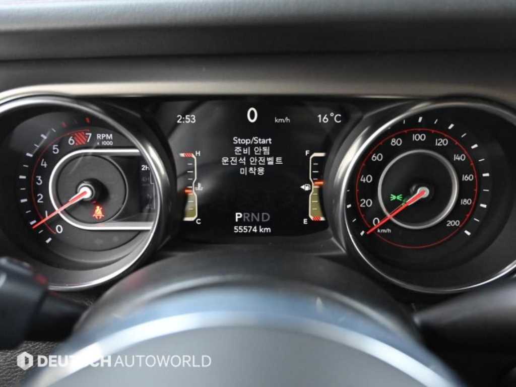 Jeep Wrangler - Vista 8