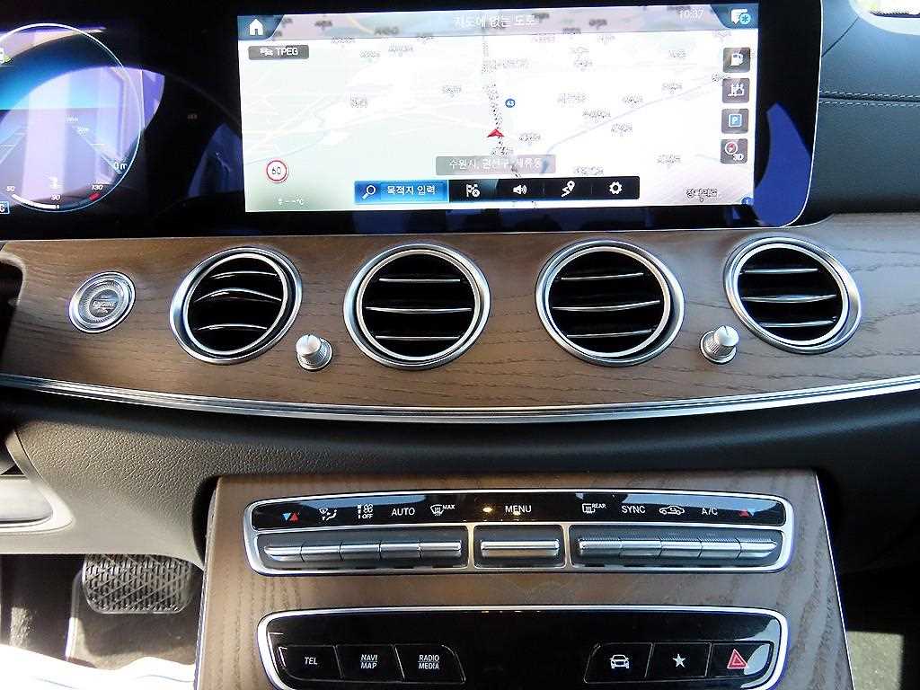 Mercedes Benz E class 2021 Gris - Importación desde Corea - HF Imports Iquique - Foto 13