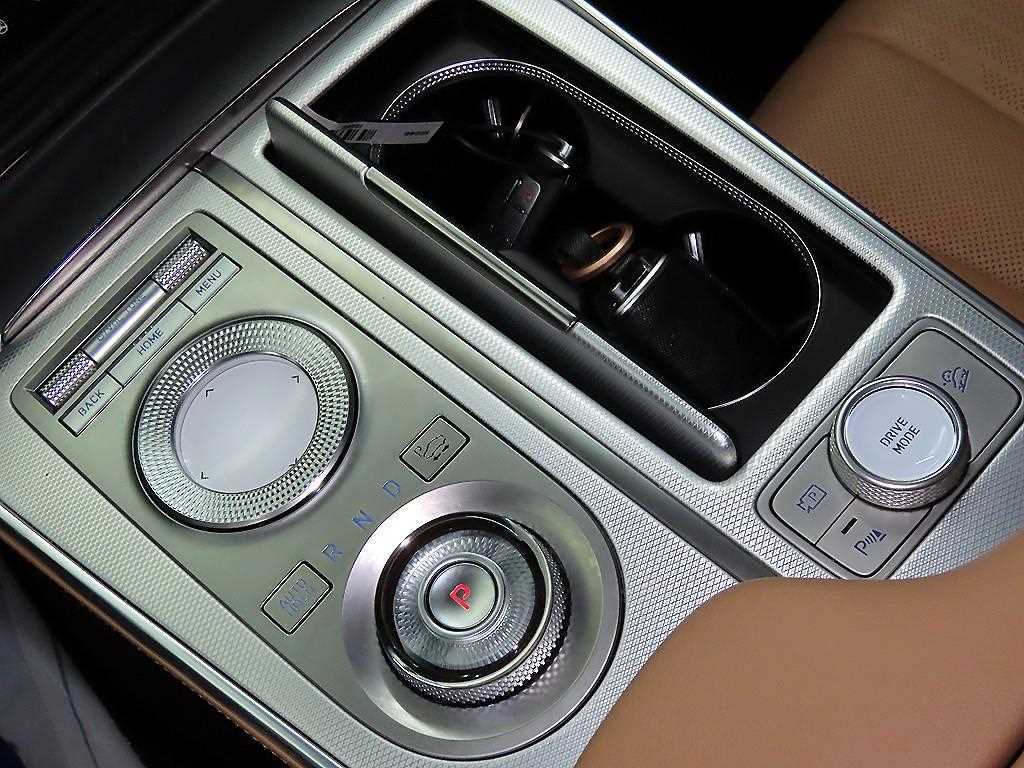 Genesis GV80 - Vista 12