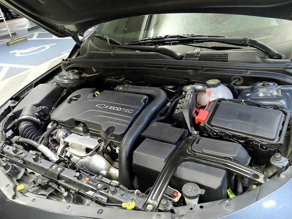 Chevrolet Malibu 2017 Gris - Importación desde Corea - HF Imports Iquique - Foto 18