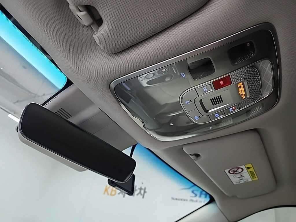 Genesis GV60 2022 Blanco - Importación desde Corea - HF Imports Iquique - Foto 18