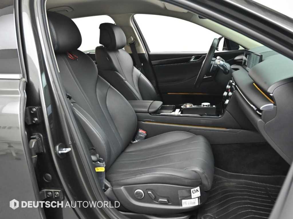 Genesis G80 - Vista 10