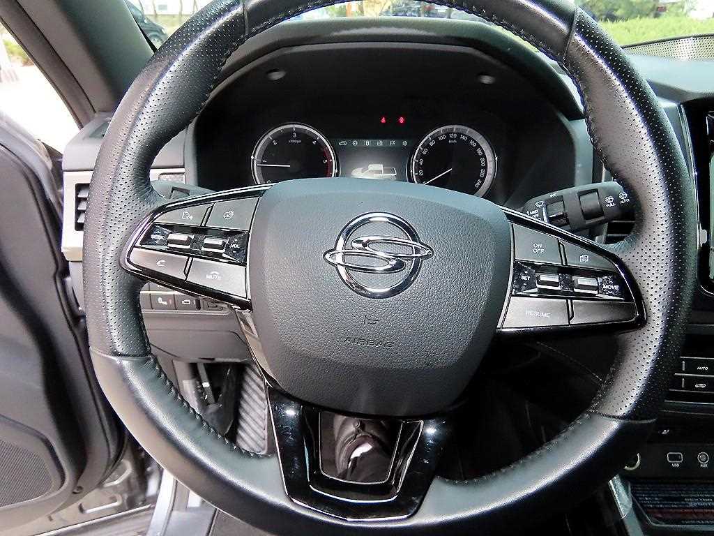 Ssangyong Rexton - Vista 8