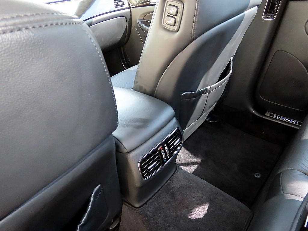 HYUNDAI Genesis 2012 Plateado - Importación desde Corea - HF Imports Iquique - Foto 15