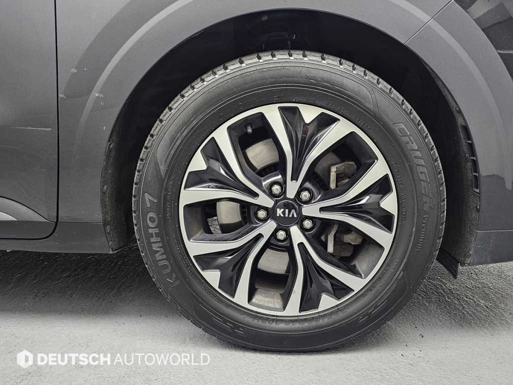 KIA Carnival - Vista 5