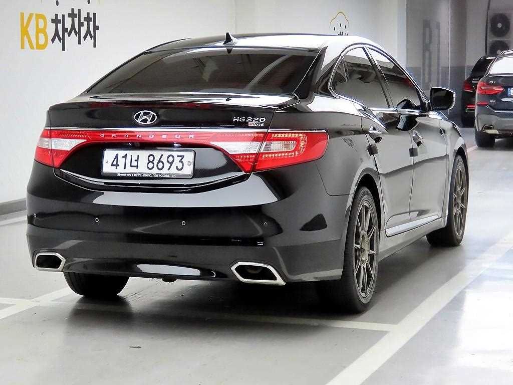 HYUNDAI Grandeur - Vista 4