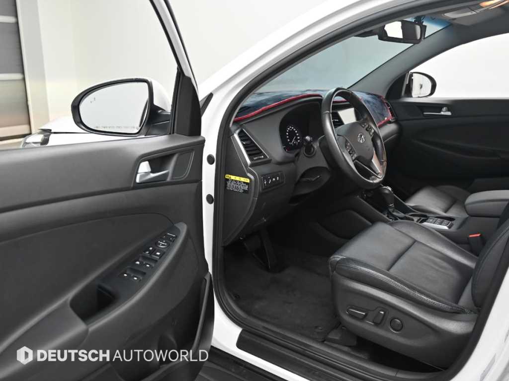 HYUNDAI Tucson - Vista 11