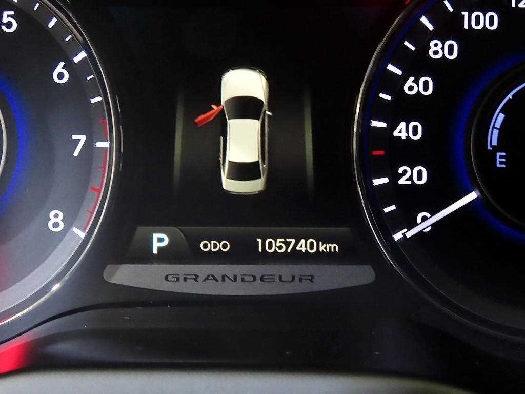 HYUNDAI Grandeur - Vista 9