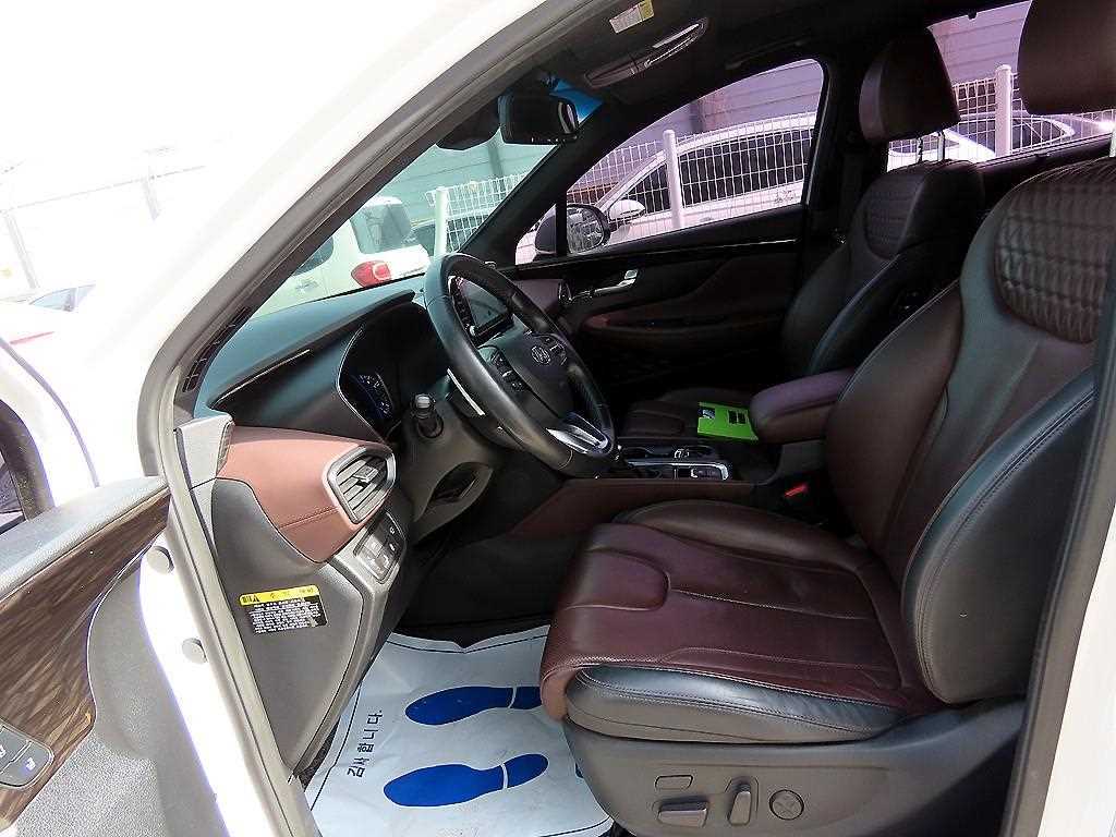 HYUNDAI Santa Fe - Vista 5