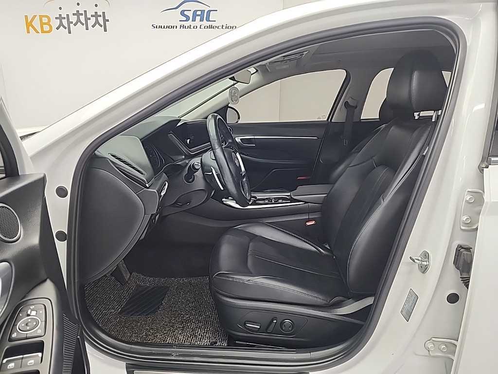 HYUNDAI Sonata - Vista 11