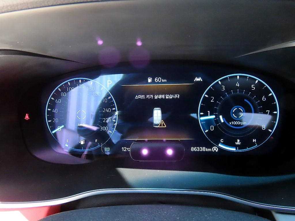 Genesis G70 - Vista 9