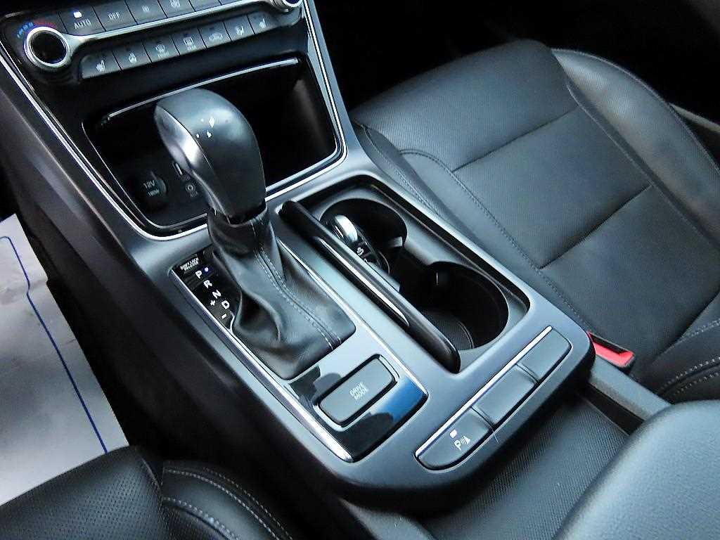 HYUNDAI Grandeur - Vista 10