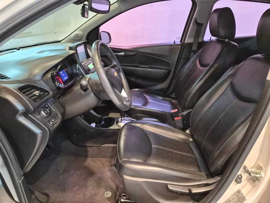 Chevrolet Spark - Vista 10