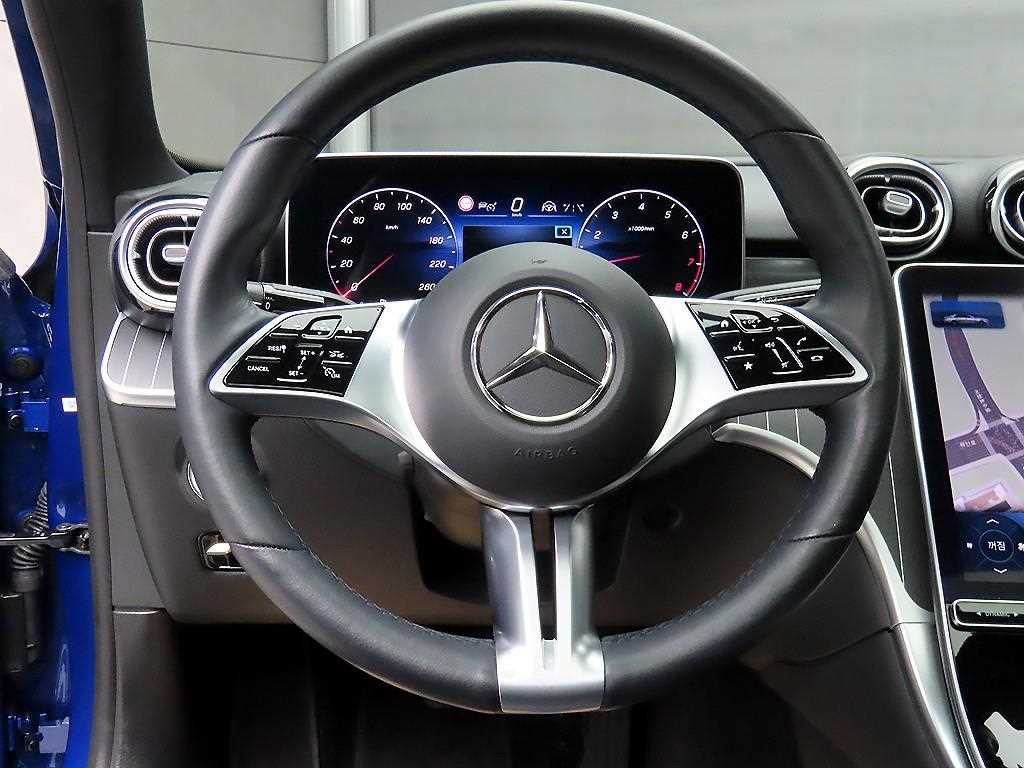 Mercedes Benz C Class - Vista 9