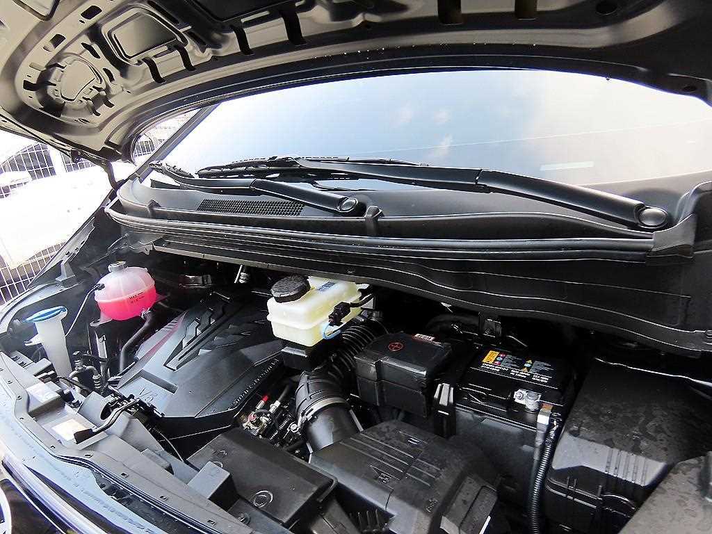 HYUNDAI Staria 2025 Negro - Importación desde Corea - HF Imports Iquique - Foto 19