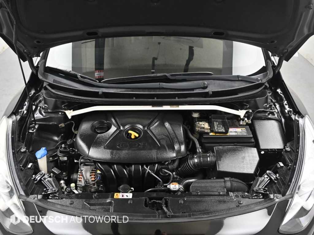 HYUNDAI i30 - Vista 6