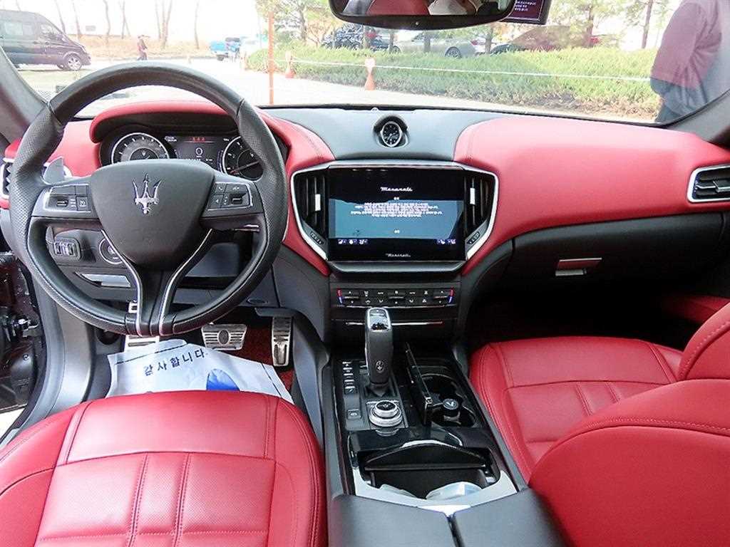 Maserati Ghibli - Vista 7