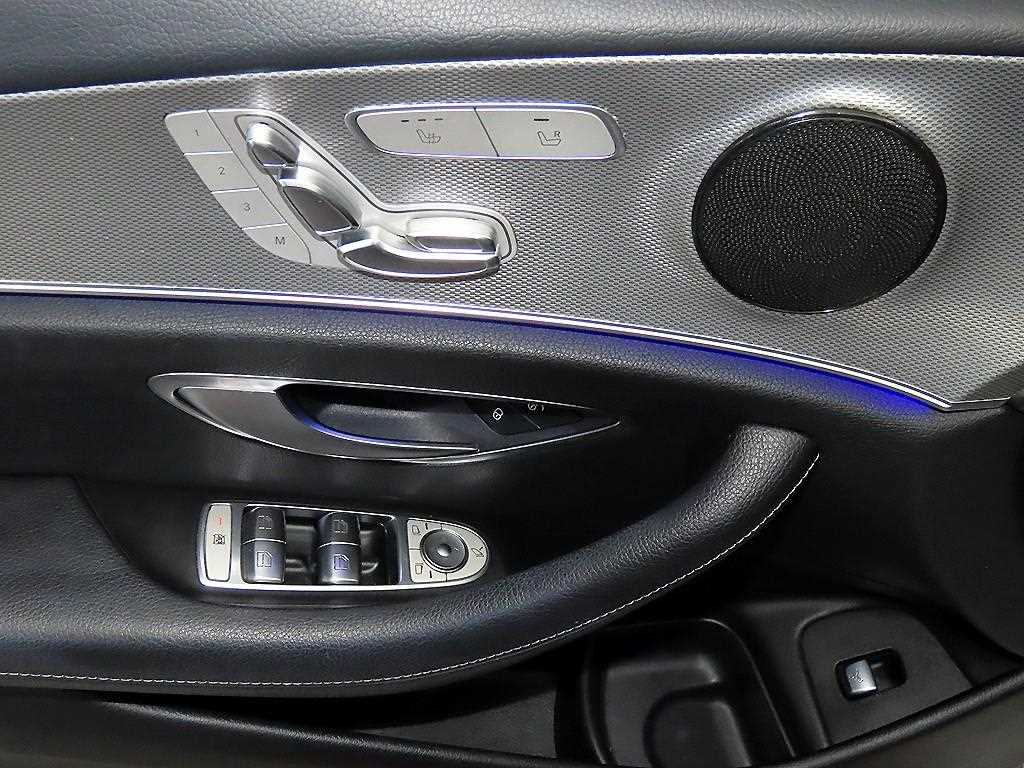 Mercedes Benz E class 2018 Blanco - Importación desde Corea - HF Imports Iquique - Foto 14