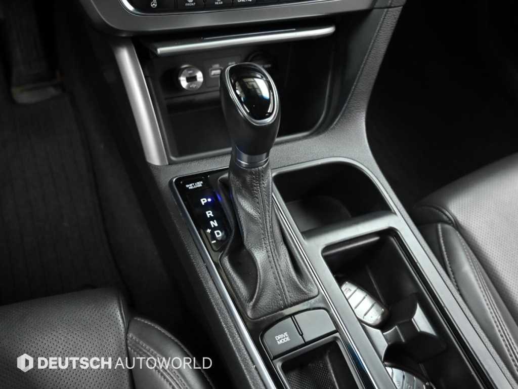 HYUNDAI Sonata - Vista 9