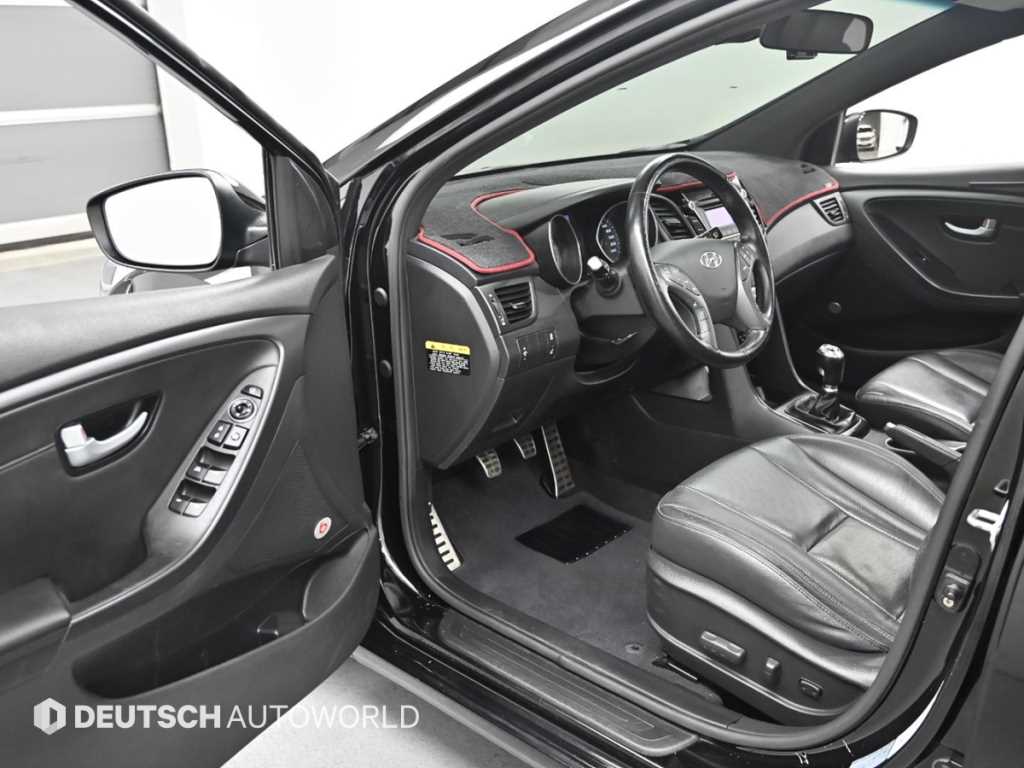 HYUNDAI i30 - Vista 11