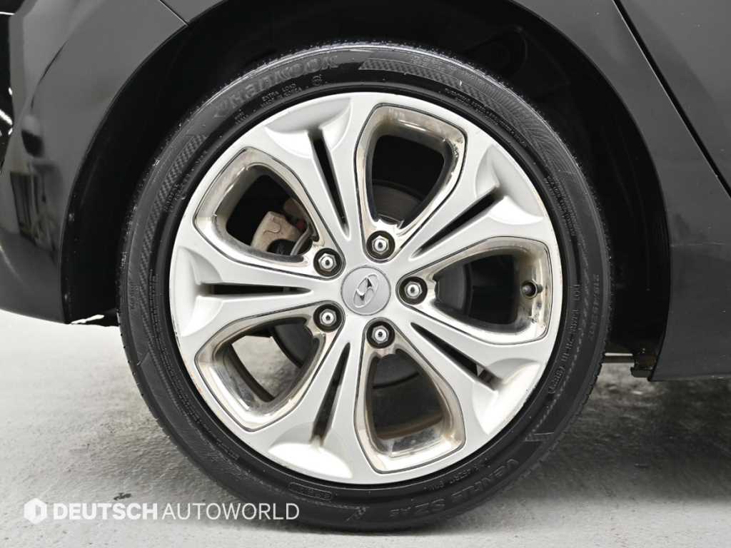 HYUNDAI i30 - Vista 5