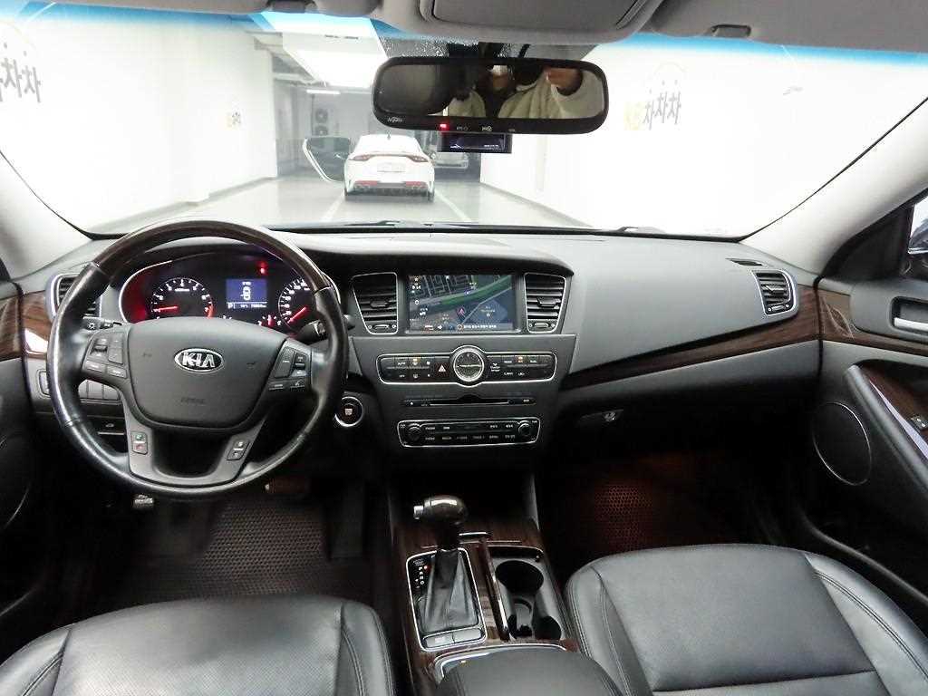 KIA K7 - Vista 7