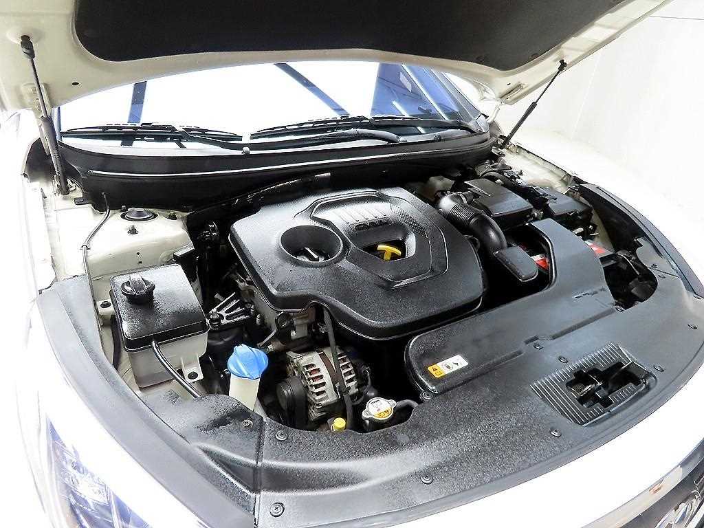 HYUNDAI Sonata 2015 Blanco - Importación desde Corea - HF Imports Iquique - Foto 18